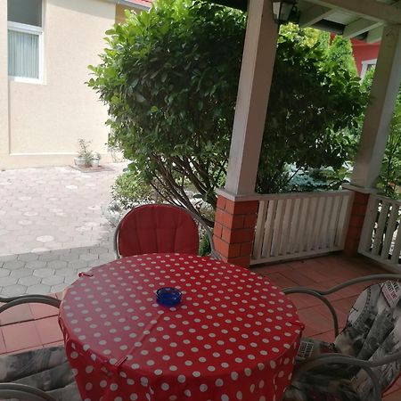 Apartman Centar Kruševac Buitenkant foto