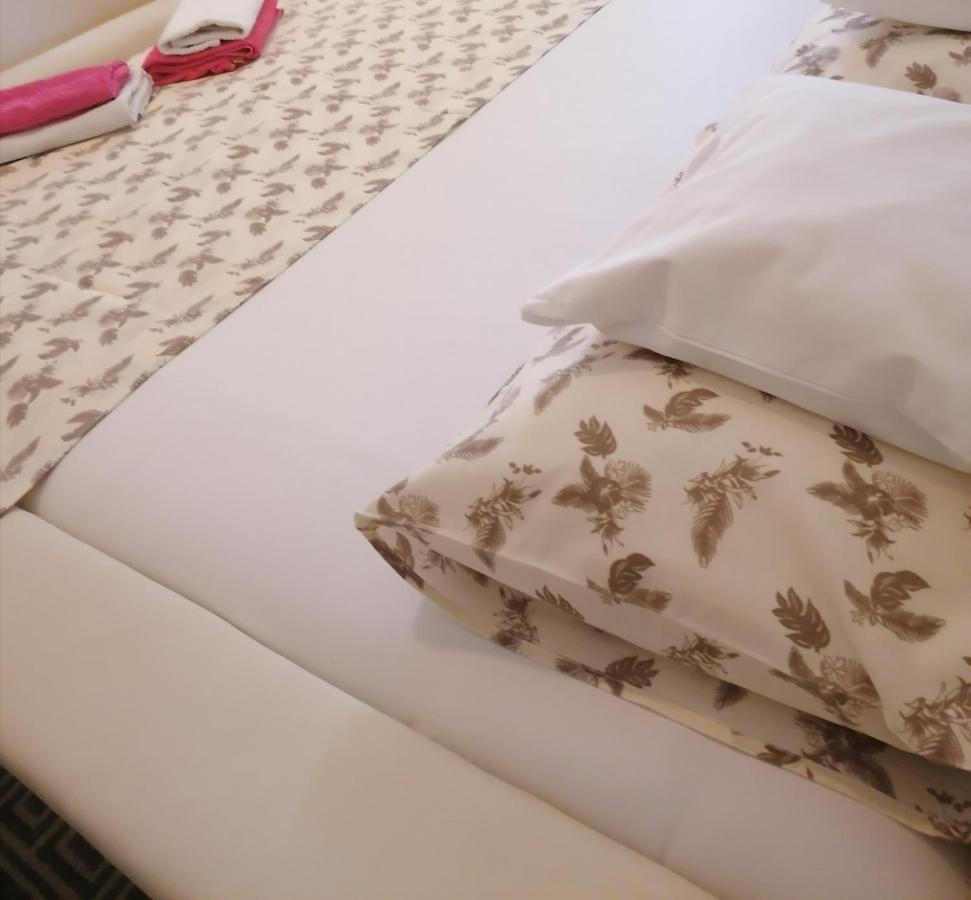 Apartman Centar Kruševac Buitenkant foto