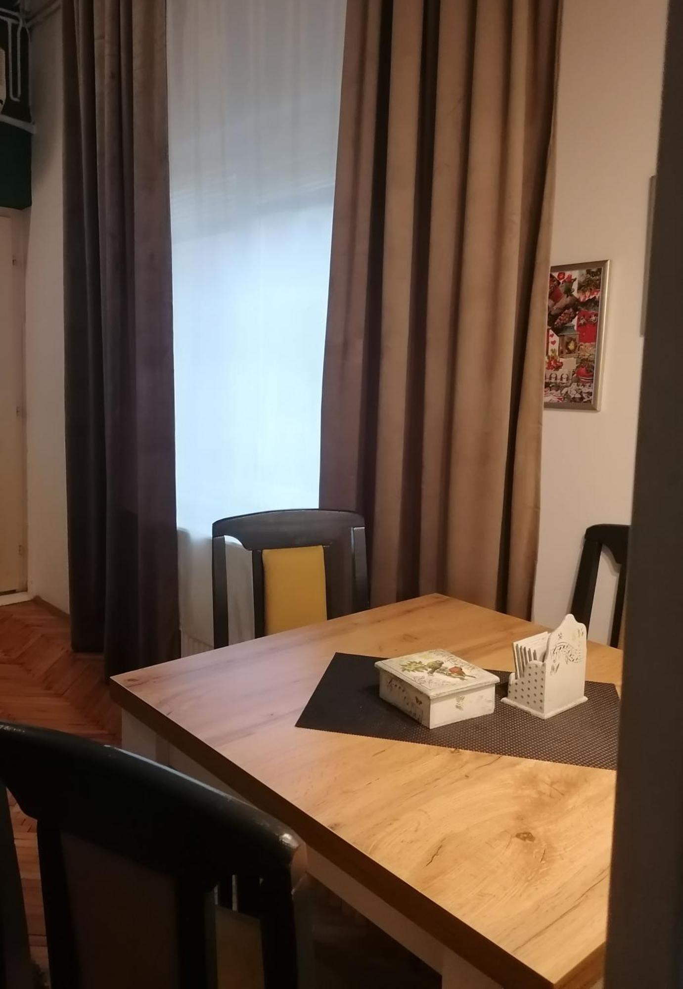 Apartman Centar Kruševac Buitenkant foto